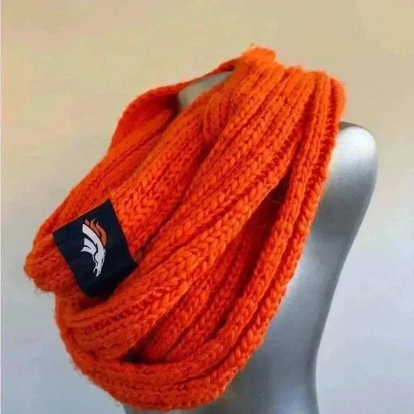🆕Adult | Denver Broncos Oversized  Infinity Scarf - Picture 6 of 16